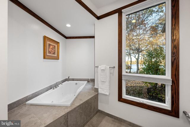 1800 RIVER WATCH LN, Annapolis, MD 21401