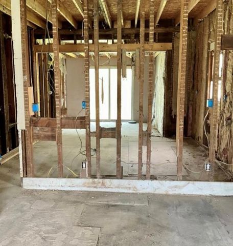 208 South Avenue, Elmira City, NY 14904