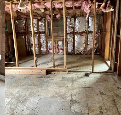 208 South Avenue, Elmira City, NY 14904