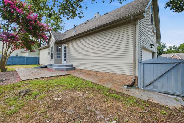 109 Homestead Pl, Hendersonville, TN 37075