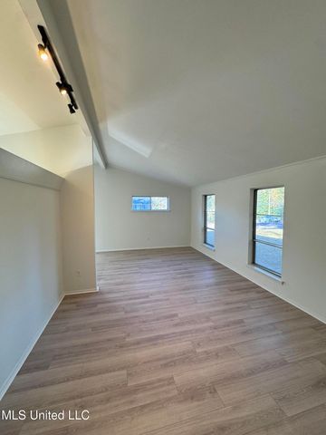 8913 Whitworth Street, Southaven, MS 38671