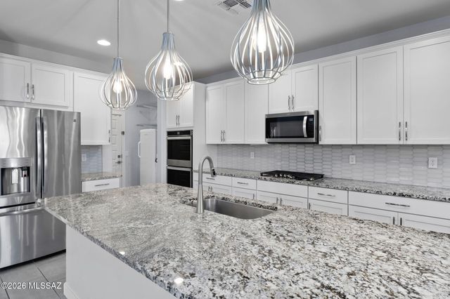 11388 N Gemini Drive, Oro Valley, AZ 85742
