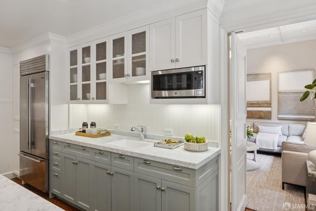3140 Pacific Avenue, San Francisco, CA 94115