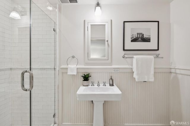 3140 Pacific Avenue, San Francisco, CA 94115