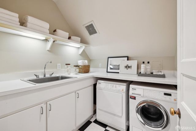3140 Pacific Avenue, San Francisco, CA 94115