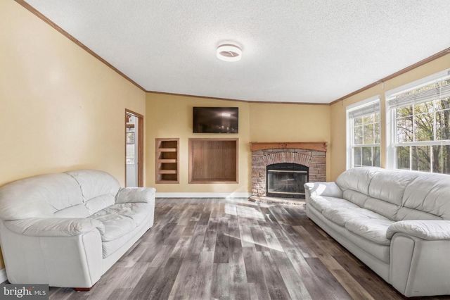 8 WALKER WAY, Stafford, VA 22554