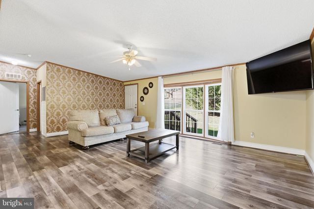 8 WALKER WAY, Stafford, VA 22554