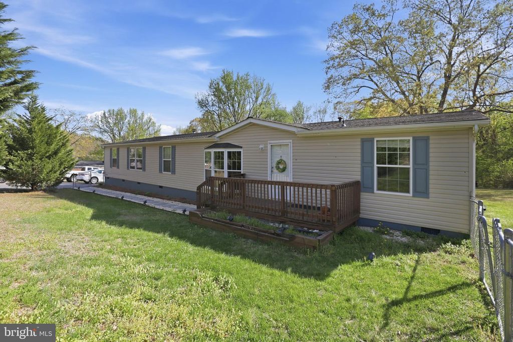 8 WALKER WAY, Stafford, VA 22554