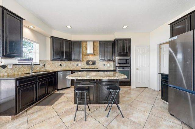 6730 Portuguese Bend Drive, Missouri City, TX 77459