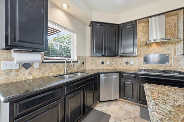 6730 Portuguese Bend Drive, Missouri City, TX 77459