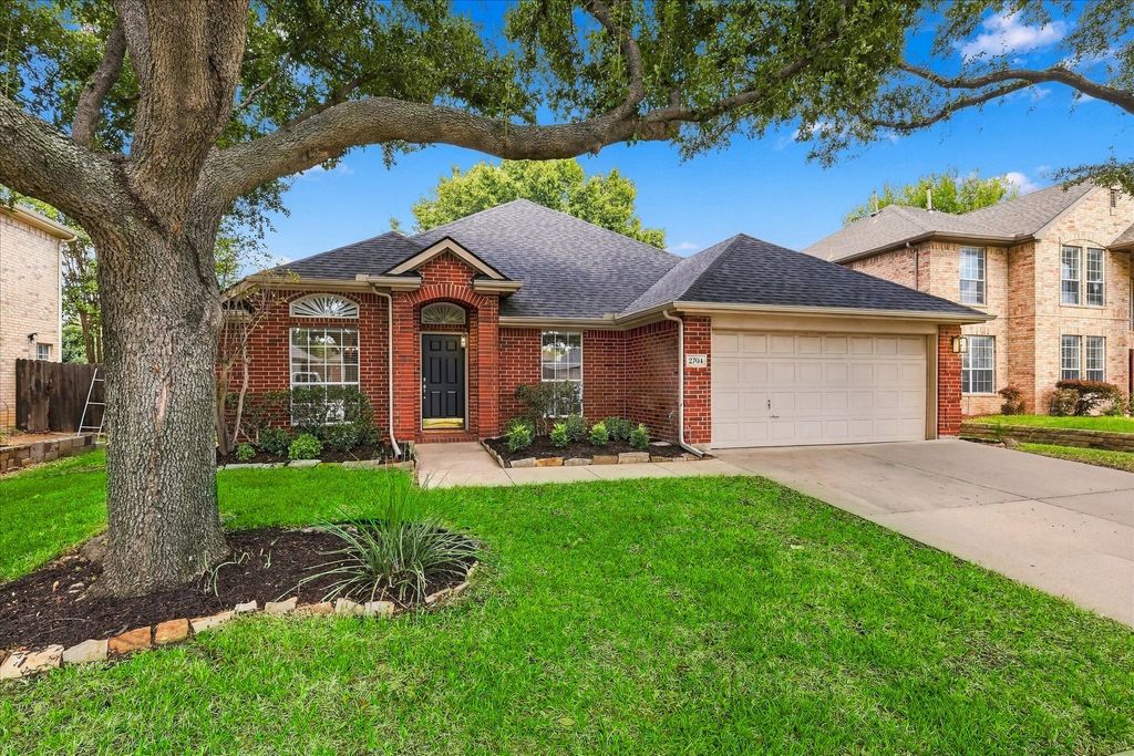 2704 Timberwood Drive, Flower Mound, TX 75028 — exterior