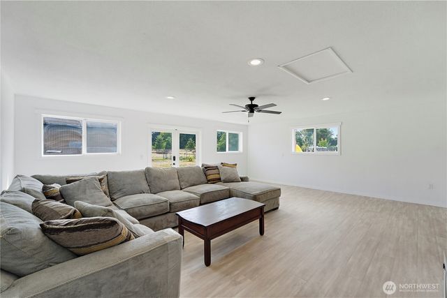 11033 Kuhlman Road SE, Olympia, WA 98513