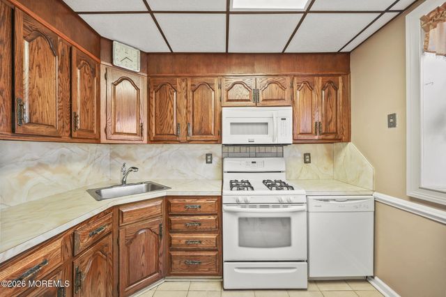 2 Beaver Street, Hazlet, NJ 07730