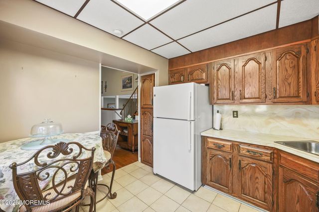 2 Beaver Street, Hazlet, NJ 07730