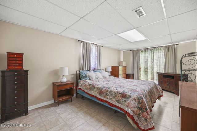 2 Beaver Street, Hazlet, NJ 07730