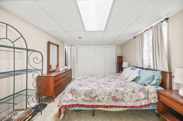 2 Beaver Street, Hazlet, NJ 07730