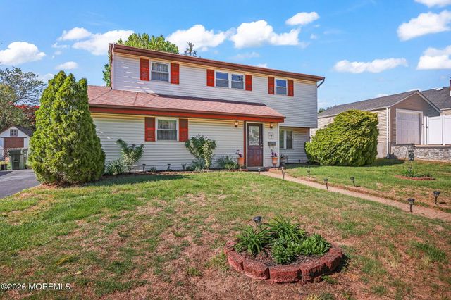 2 Beaver Street, Hazlet, NJ 07730
