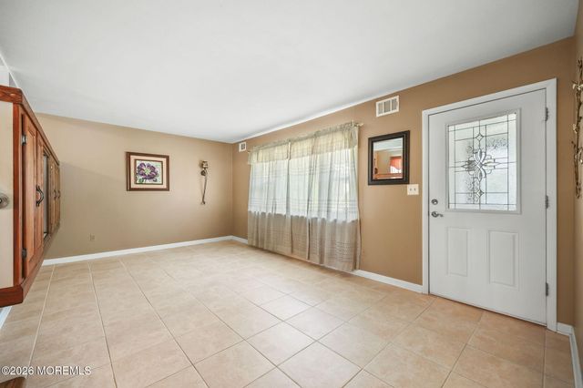 2 Beaver Street, Hazlet, NJ 07730
