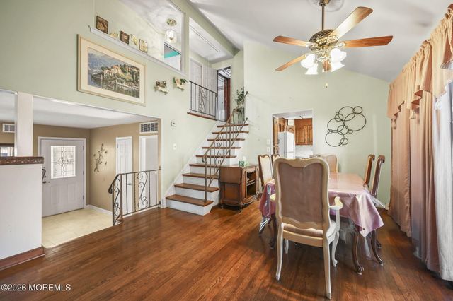 2 Beaver Street, Hazlet, NJ 07730
