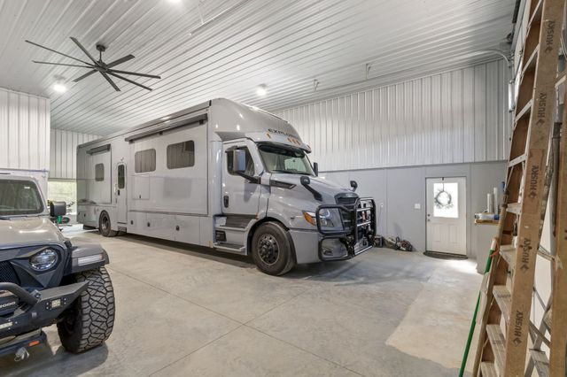 2896 Fly Rd, Santa Fe, TN 38482