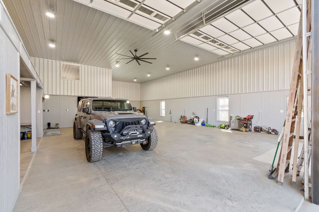 2896 Fly Rd, Santa Fe, TN 38482