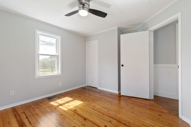 2896 Fly Rd, Santa Fe, TN 38482