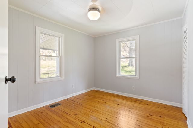 2896 Fly Rd, Santa Fe, TN 38482