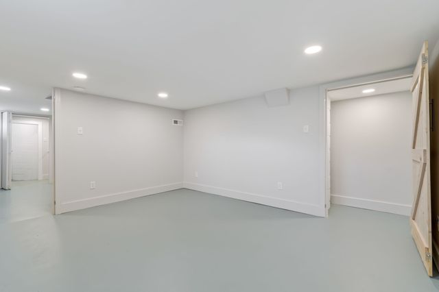 2896 Fly Rd, Santa Fe, TN 38482
