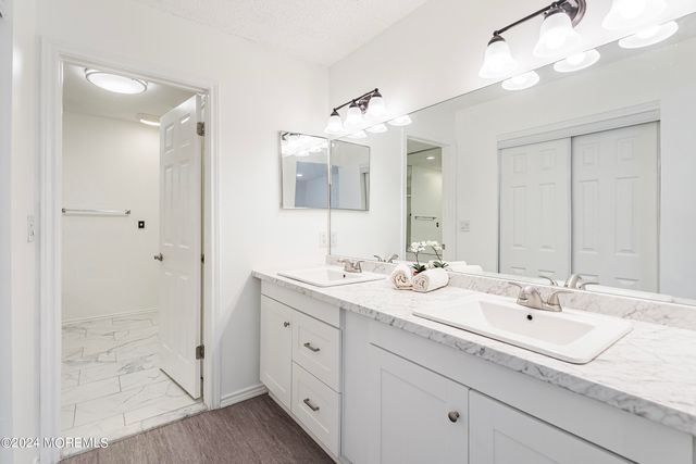 73 Old Orchard Lane 1504, Ocean Twp, NJ 07712