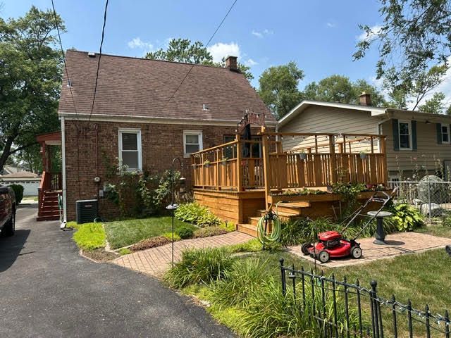 17611 Maple Street, Lansing, IL 60438