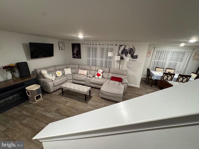 187 SCHYROCK DR, Stephens City, VA 22655