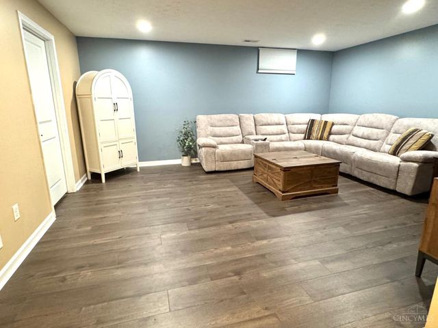 1656 Tunis Drive, Harrison, OH 45030