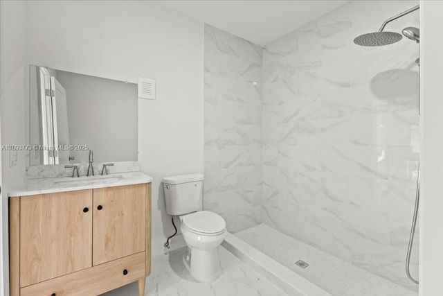 19320 NW 37th Ave, Miami Gardens, FL 33056