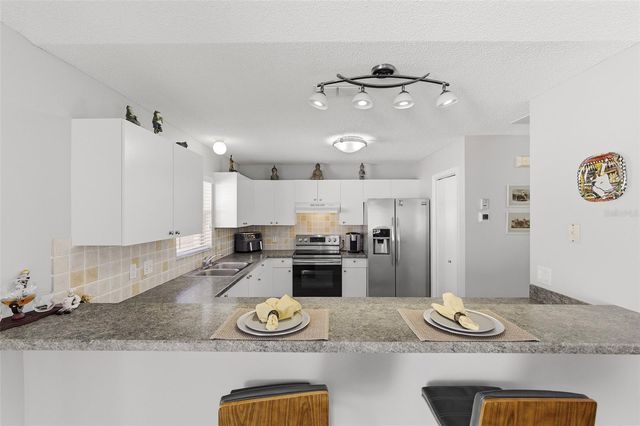 880 ROBLES AVENUE, The Villages, FL 32159