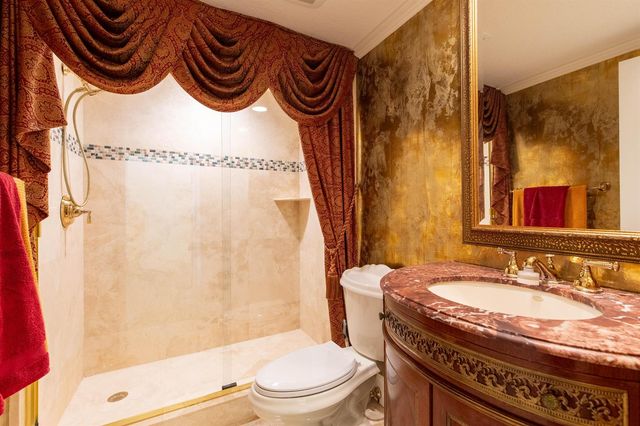 529 Pelican Way, Delray Beach, FL 33483