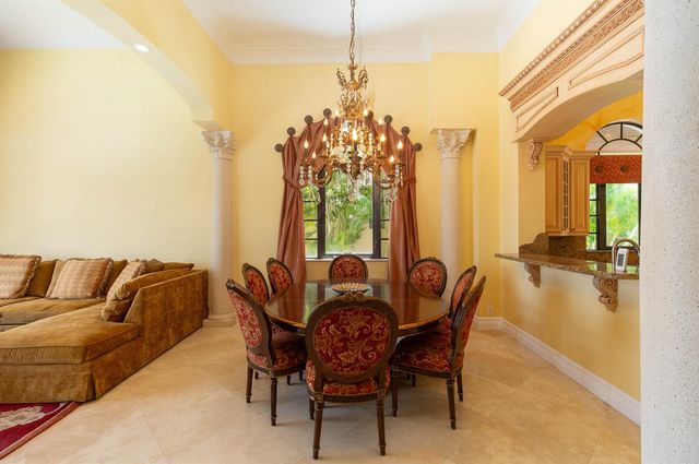 529 Pelican Way, Delray Beach, FL 33483