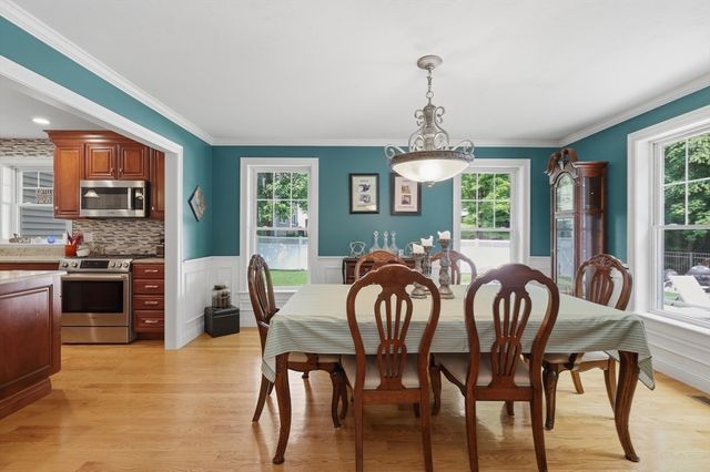 21 Cranbrook Drive, Holden, MA 01520