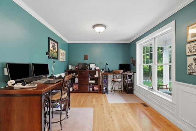 21 Cranbrook Drive, Holden, MA 01520