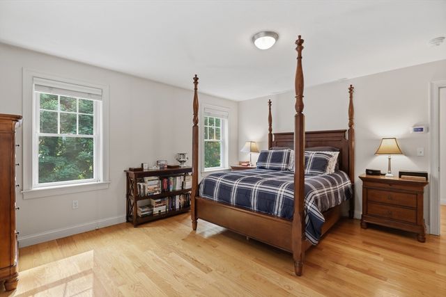 21 Cranbrook Drive, Holden, MA 01520