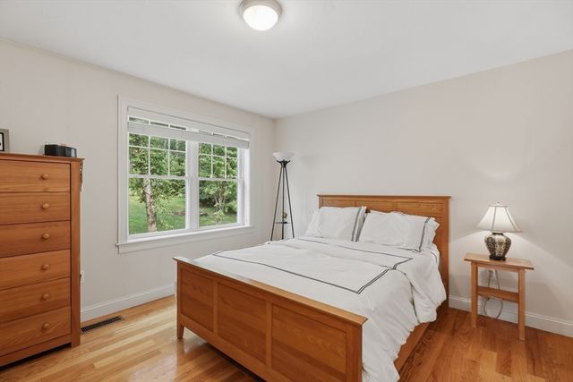 21 Cranbrook Drive, Holden, MA 01520