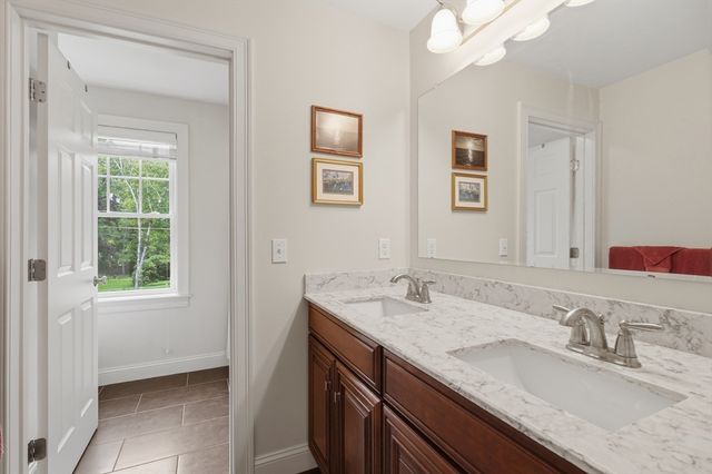 21 Cranbrook Drive, Holden, MA 01520