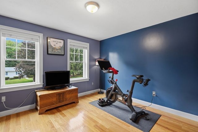 21 Cranbrook Drive, Holden, MA 01520