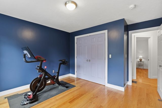 21 Cranbrook Drive, Holden, MA 01520
