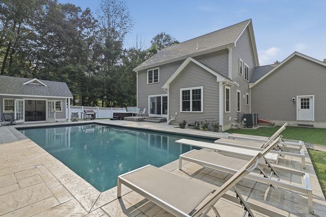 21 Cranbrook Drive, Holden, MA 01520