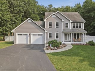 21 Cranbrook Drive, Holden, MA 01520