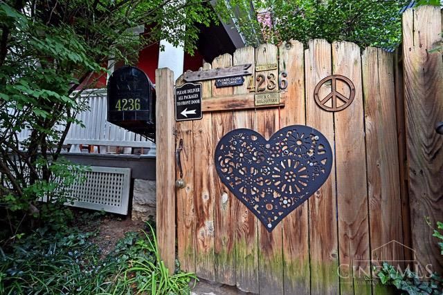 4236 Brookside Avenue, Cincinnati, OH 45223