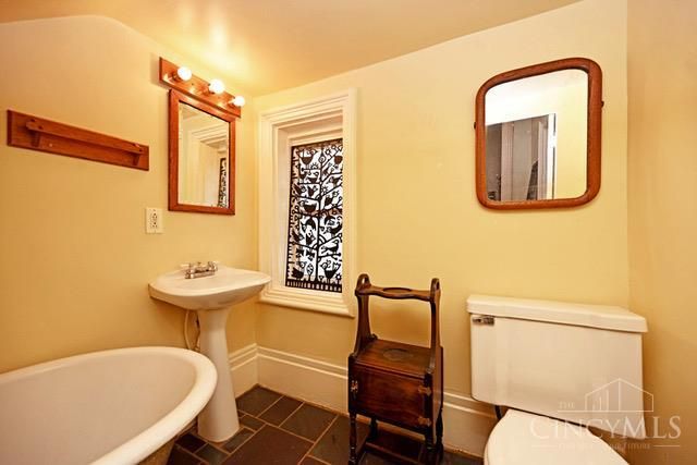 4236 Brookside Avenue, Cincinnati, OH 45223