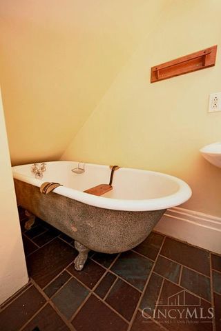 4236 Brookside Avenue, Cincinnati, OH 45223