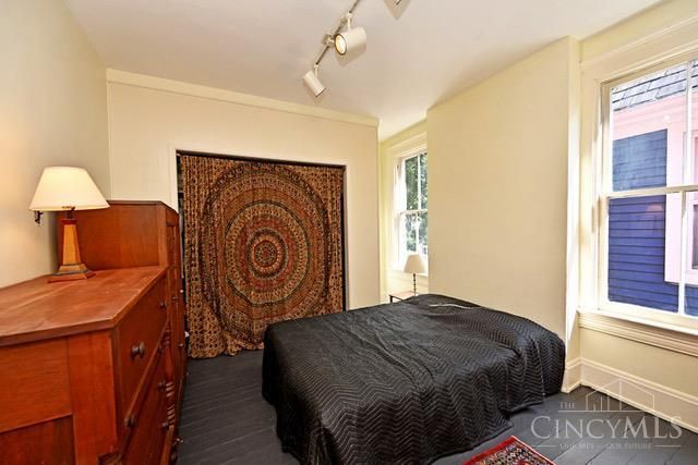 4236 Brookside Avenue, Cincinnati, OH 45223