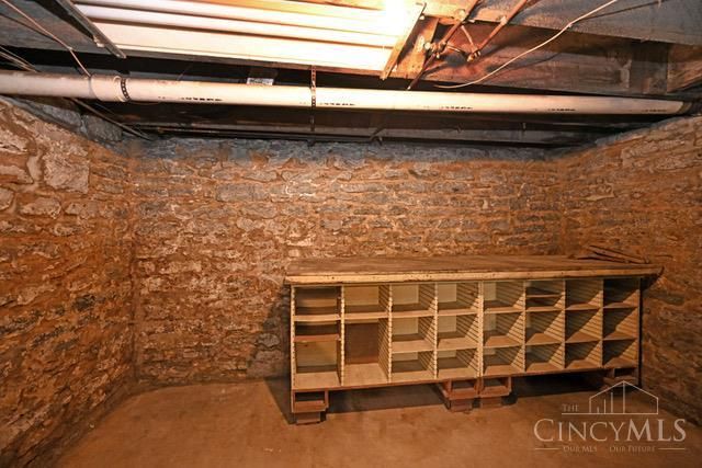 4236 Brookside Avenue, Cincinnati, OH 45223